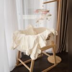 Комплект Comfort 80×40 Maxi — колиска з мобілем, підлоговим тримачем і підставкою-гойдалкою